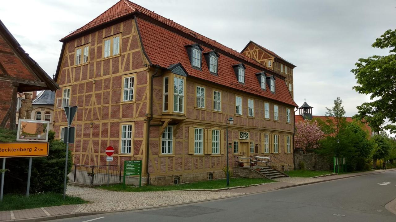 ホテル Lindenhof / Gastehaus An Der Teufelsmauer ターレ エクステリア 写真