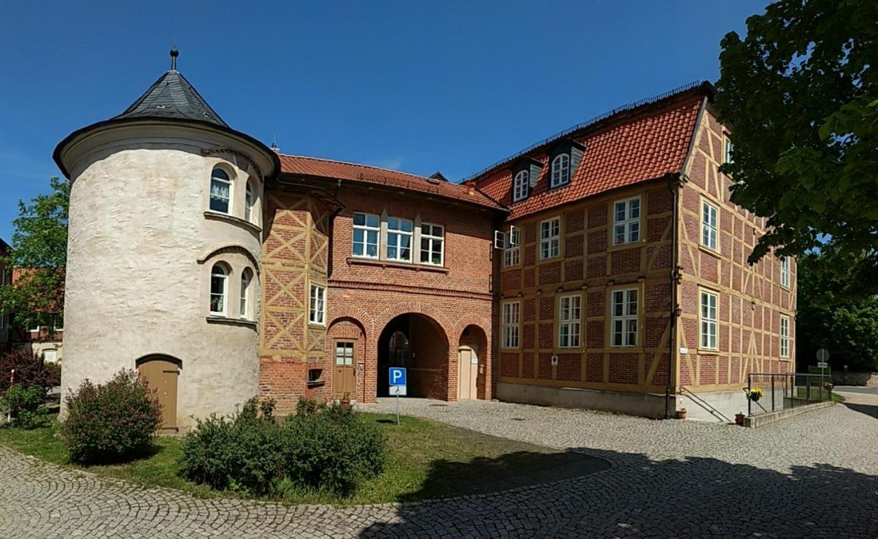 ホテル Lindenhof / Gastehaus An Der Teufelsmauer ターレ エクステリア 写真